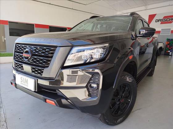 NISSAN FRONTIER 2.3 16V TURBO DIESEL PRO4X CD 4X4 AUTOMÁTICO